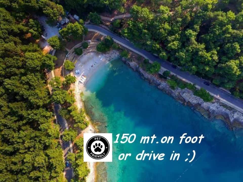 Villa Valkane Pet Friendly 150M From The Stunning Valkane Beach, City Indoor Pools-Fitness And City Mall พูลา ภายนอก รูปภาพ